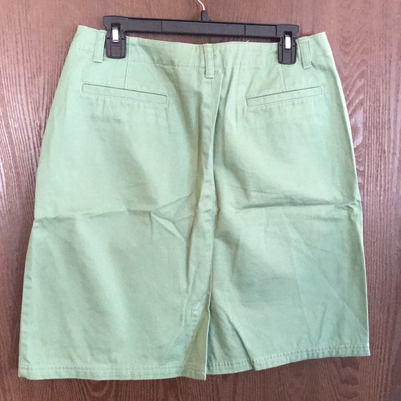LLBean Skirt Green. Never worn - Picture 4 of 6